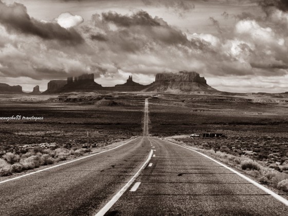 THE ROAD at Monument Valley